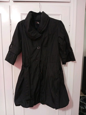 Ball hem coat with belt like new, black