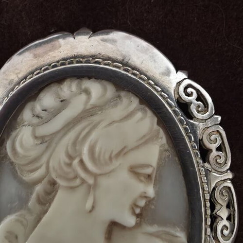 Silver pendant brooch antique vintage cameo used