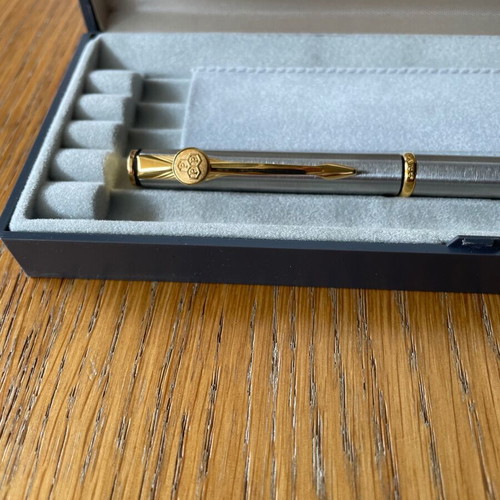 Parker pen new with leaflet and box