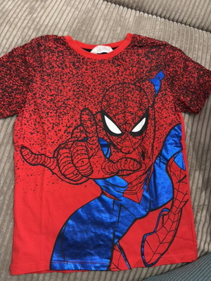 Spider-Man T-shirt boy 6 years H&M like new