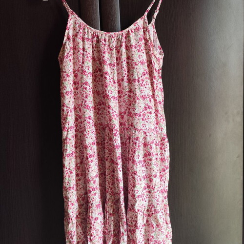 Loose floral dress size XS like new