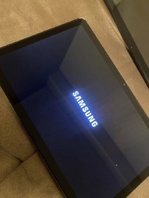 Galaxy Tab A7 like new