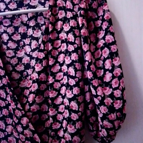 Wrap dress with flowers Vera & Lucy new, short