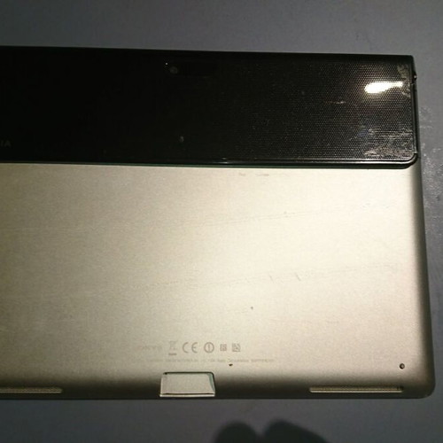 Sony Xperia S tablet used, screen damaged with accessories