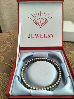 Magnetic bracelet new, silver, 20 centimeters