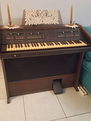 Bontempi vintage ηλεκτρονικό αρμόνιο με έπιπλο, μερική λειτουργία
