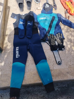 Mares Diving Suit used with gloves and socks, thickness 5, size 4