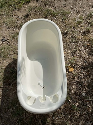 Baby bathtub