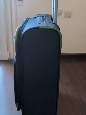 Cabin suitcase used, blue, fully functional