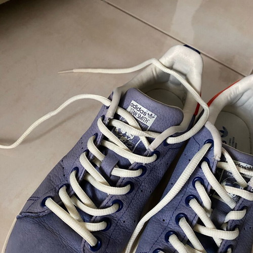Adidas Stan Smith 39 1/3 athletic shoes like new, blue and red
