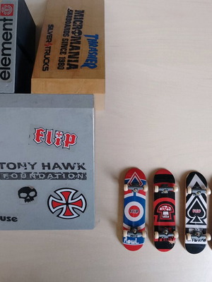 Tech decks used with ramps and extras, set of 5