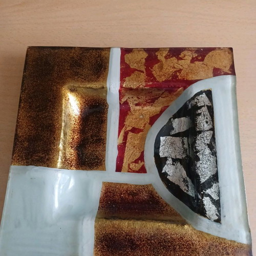 Decorative large ashtray like new with gold and silver leaf