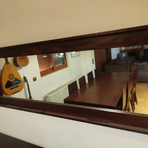 Dining room set like new, solid wood table, 8 chairs, buffet, mirror