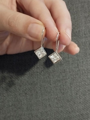 Optimum 925 Silver Earrings with Transparent Crystal Stone