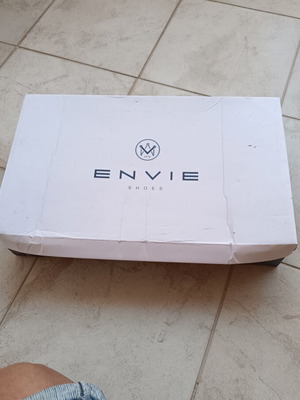 Envie Shoes women's black high boots size 39 new