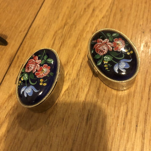 Vintage oval metal jewelry boxes handpainted, used, blue and gold, set of 2