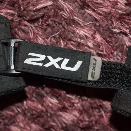 2XU Run Visor unisex one size black like new