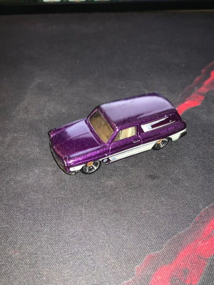 Custom '69 Volkswagen Squareback Hot Wheels used