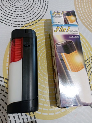Multifunctional flashlight 3 in 1 Mini power light M031 new