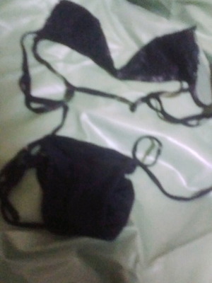 Black bikini like new, size S, Adam's Shoes