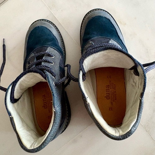 Duna Italian boots used, size 32, blue leather