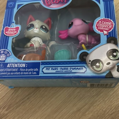 Littlest Pet Shop Pet Pairs Set new, 2 figures with accessories