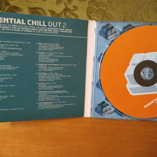 Essential Chill Out 2 CD used with surface scratches