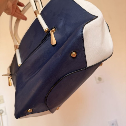 Handbag used, white and blue, large capacity