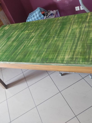 Dining table like new with unique design 181x90x80 cm