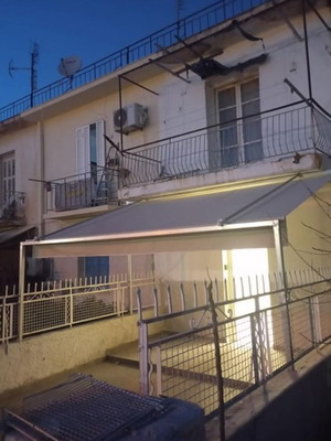 Διαμέρισμα 37 τ.μ. ισόγειο με κήπο και θέση στάθμευσης στην Καλλιθέα