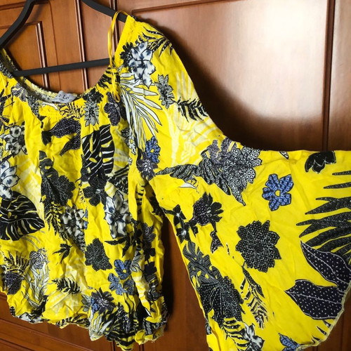 Lui e Lei women's floral shirt with wide sleeves size M