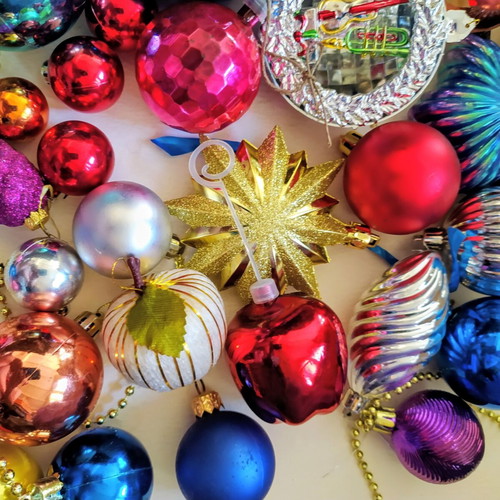 Christmas ornaments and balls set of 46, plastic