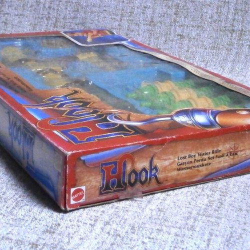 Hook Lost Boy Water Rifle Mattel 1991 new with box