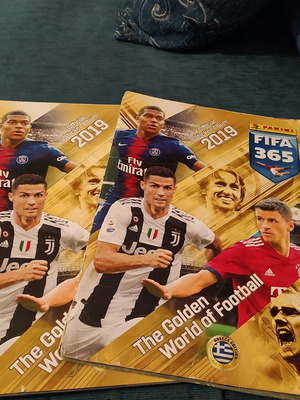 FIFA 365 2019 άλμπουμ αυτοκόλλητα μεταχειρισμένα, δύο μαζί