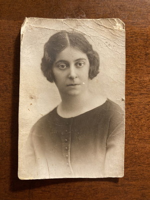 Αυθεντική vintage φωτογραφία 1930 μεταχειρισμένη, νεαρή γυναίκα με καρέ