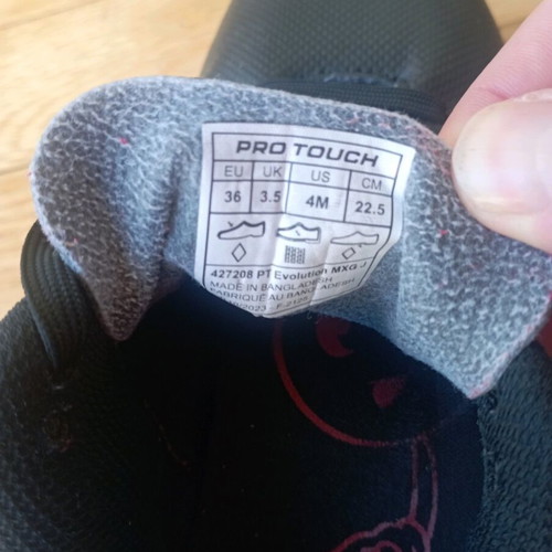 Pro Touch kids football shoes size 36 like new, black