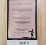 Helen Macdonald H Is for Hawk paperback new book in English