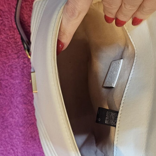 White shoulder handbag like new with dust bag