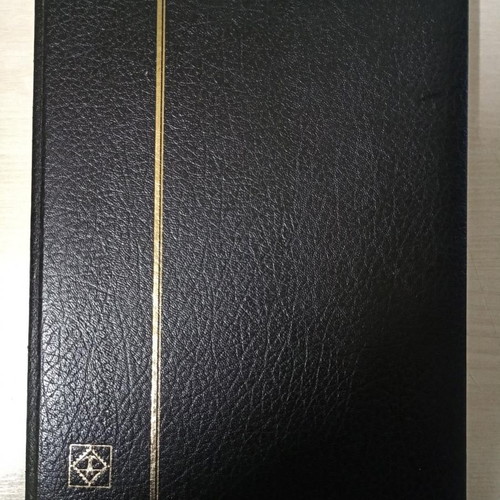 Leuchtturm A4 stamp album used with 1500 Greek stamps
