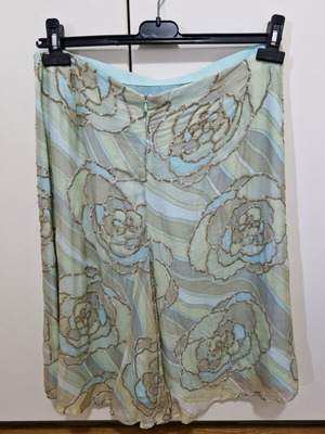 Zara silk skirt like new with embroidered sequins, beige and turquoise