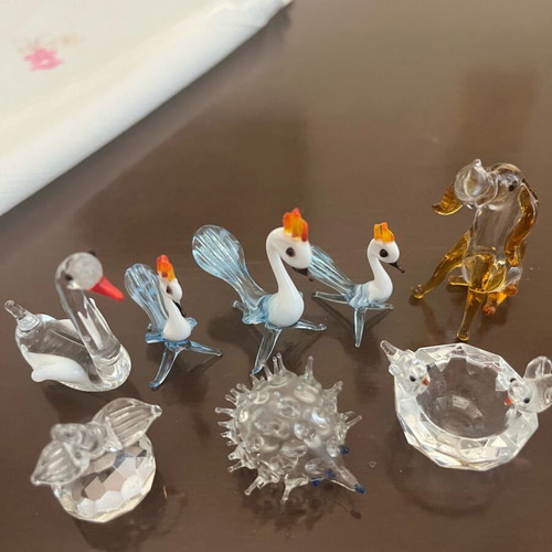 Murano miniatures set of 8 like new, collectible animals and decorations
