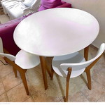 Table with 2 chairs used