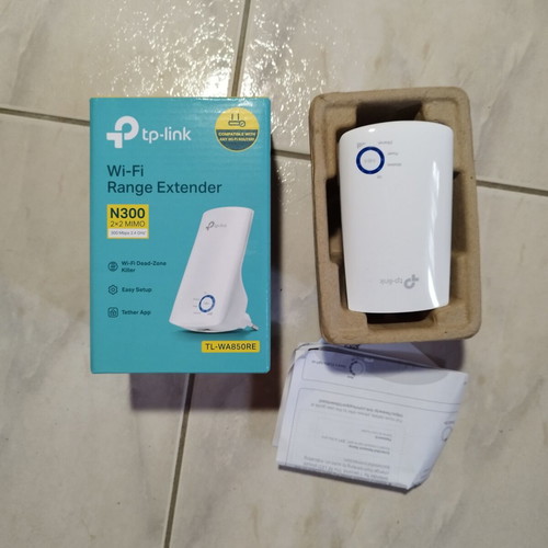 TP-Link Range Extender 300Mbps Wi-Fi new