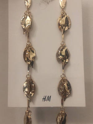 H&M дълги обеци златисти, нови, 97% рециклирана стомана