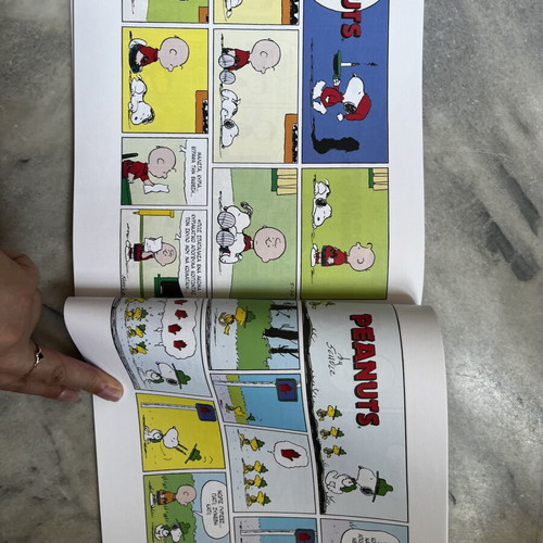 Peanuts comic book like new