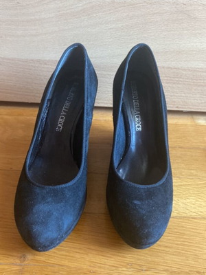 Roberto Della Croce black suede platform high heels