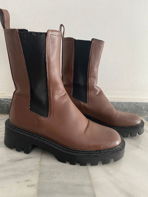 Mango women's brown ankle boots like new, size 40