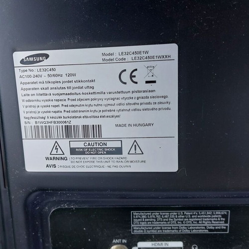 Samsung LE32C450E1W 32" TV used with stand and horizontal line defect