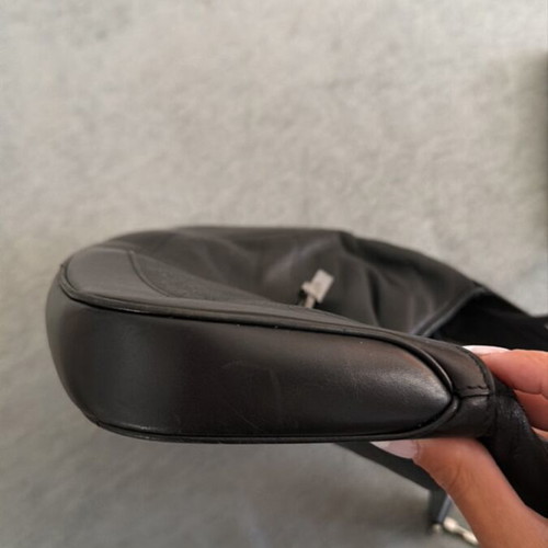 Gucci Jackie vintage black medium shoulder bag with fur lining