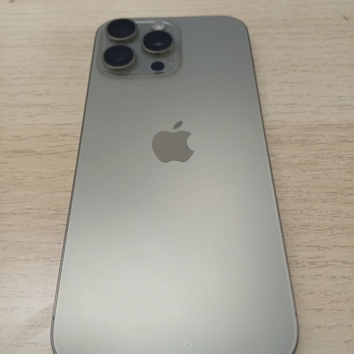 iPhone 16 Pro Max like new, silver, 256GB